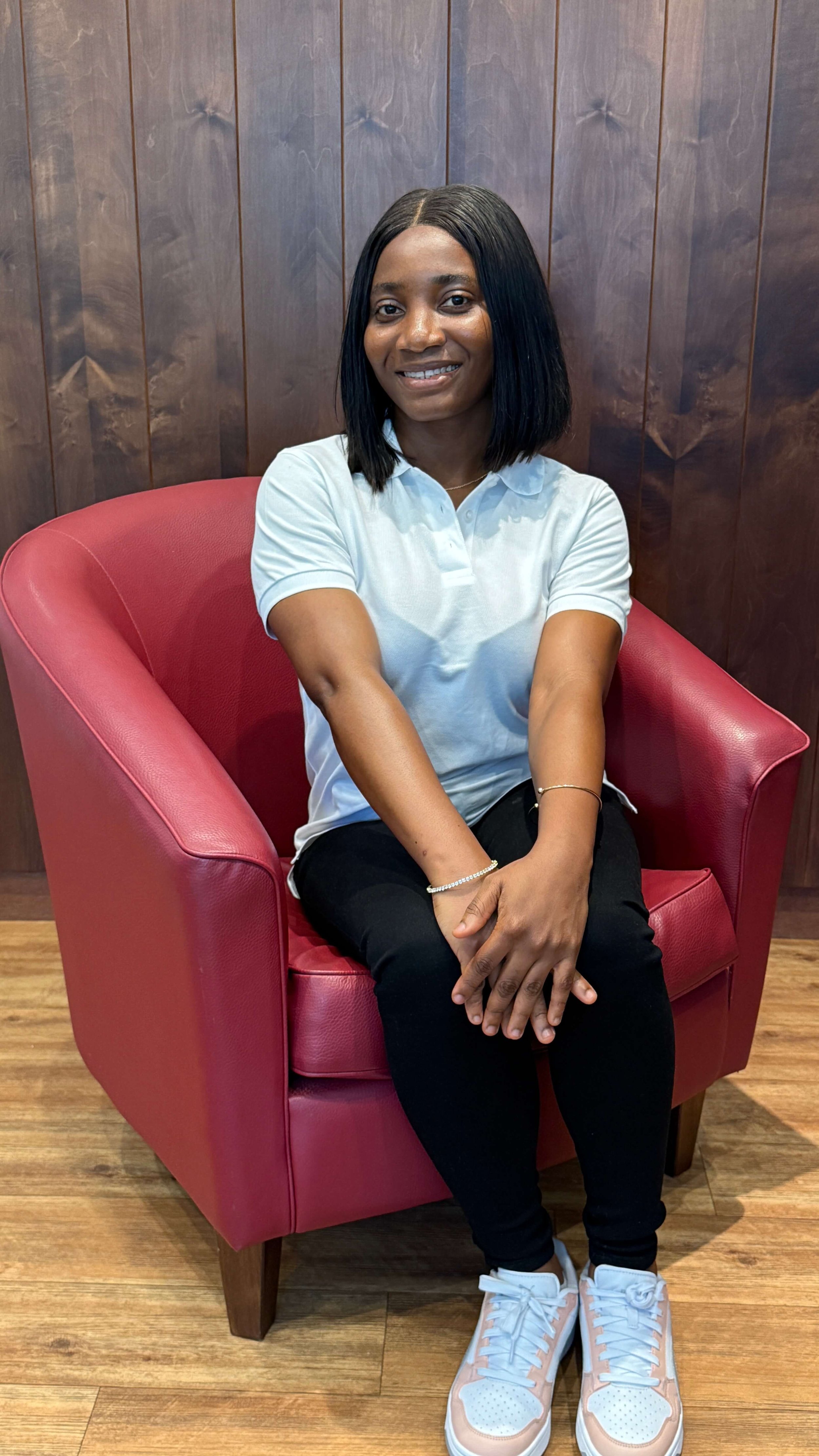 Faith Eze Nkechi aus dem Team der Praxis Malterer